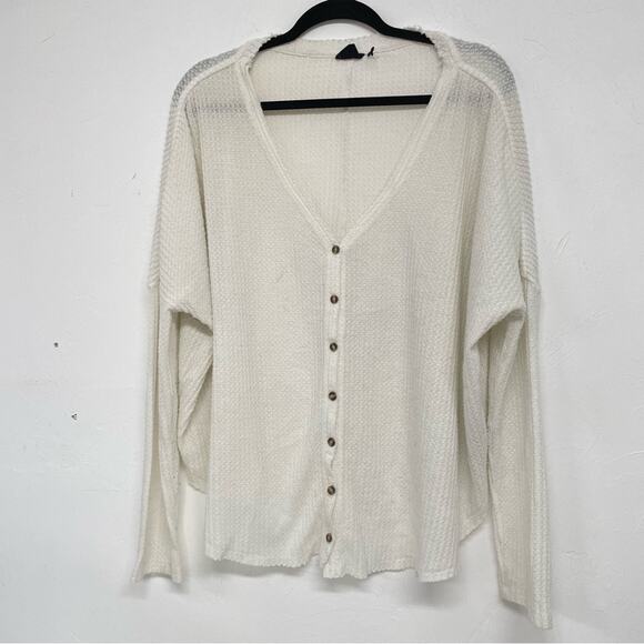 Urban Outfitters Sweaters - Out From Under White Waffle Knit Cardigan Sweater Womens M Raw Edge Boho Fall